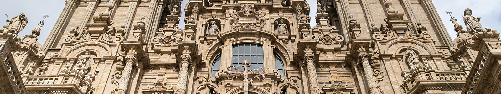 El arte en España: de la Mezquita de Córdoba y la Catedral de Santiago a Gaudí, Picasso y Dalí